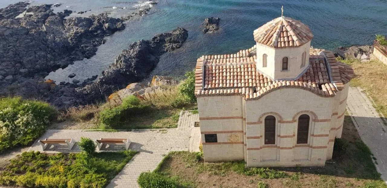 Tzonevi Guest House Σωζόπολη